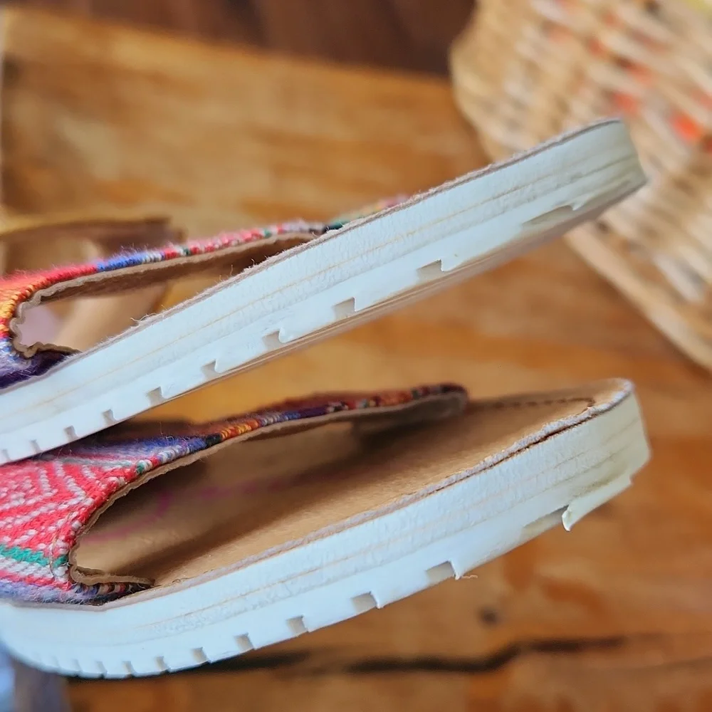 Aztec Tribal Woven Slides Sandals‎ sz 4